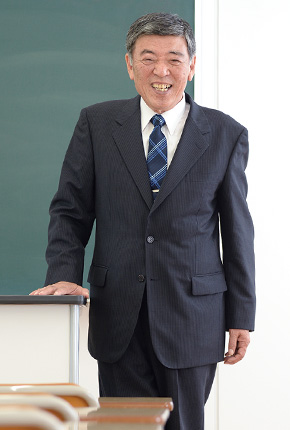 “援助職としての教育者”の心と知識を養う。
